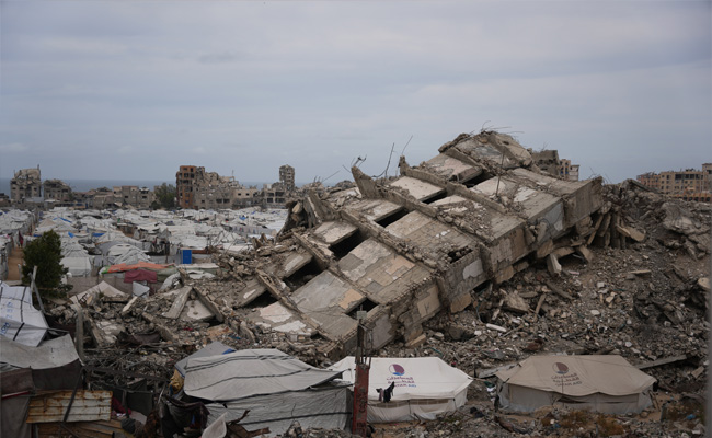 Seven killed in Gaza strikes on Nakba Day as Israel targets Hamas commander